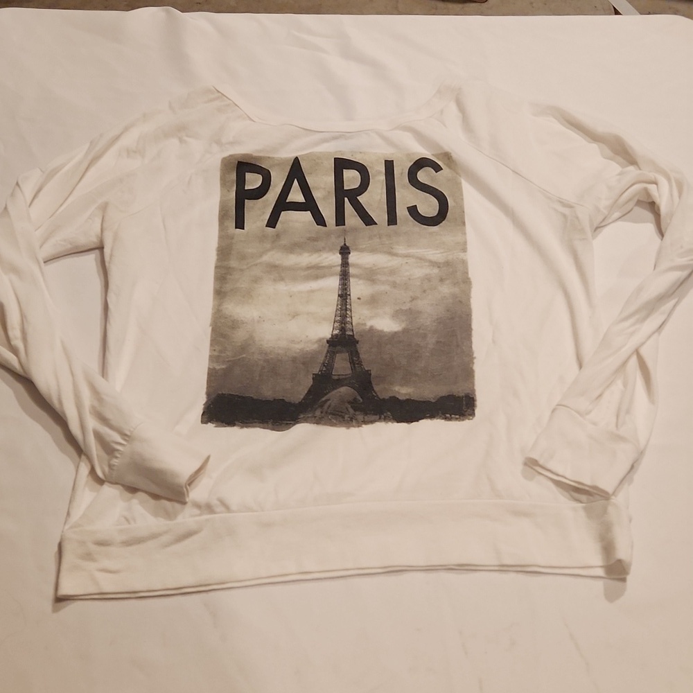 Forever 21 Long Sleeve TSHIRT